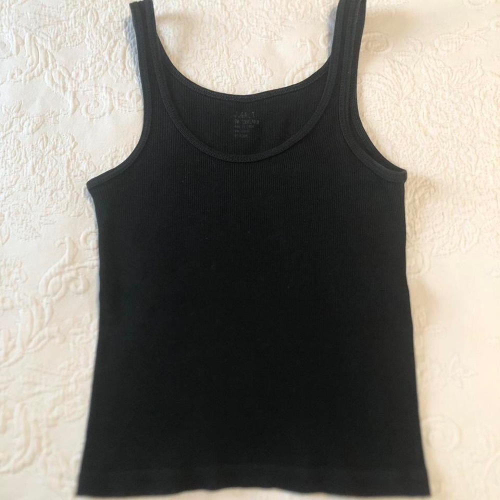 Brandy Melville Ribbed Tank Top